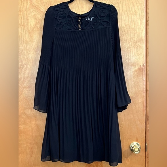 Emma & Michele Black Lace Pleated Dress XL/16 - Picture 3 of 8